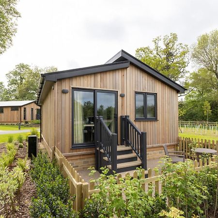 Blenheim Palace Lodge Retreat Woodstock Exterior photo