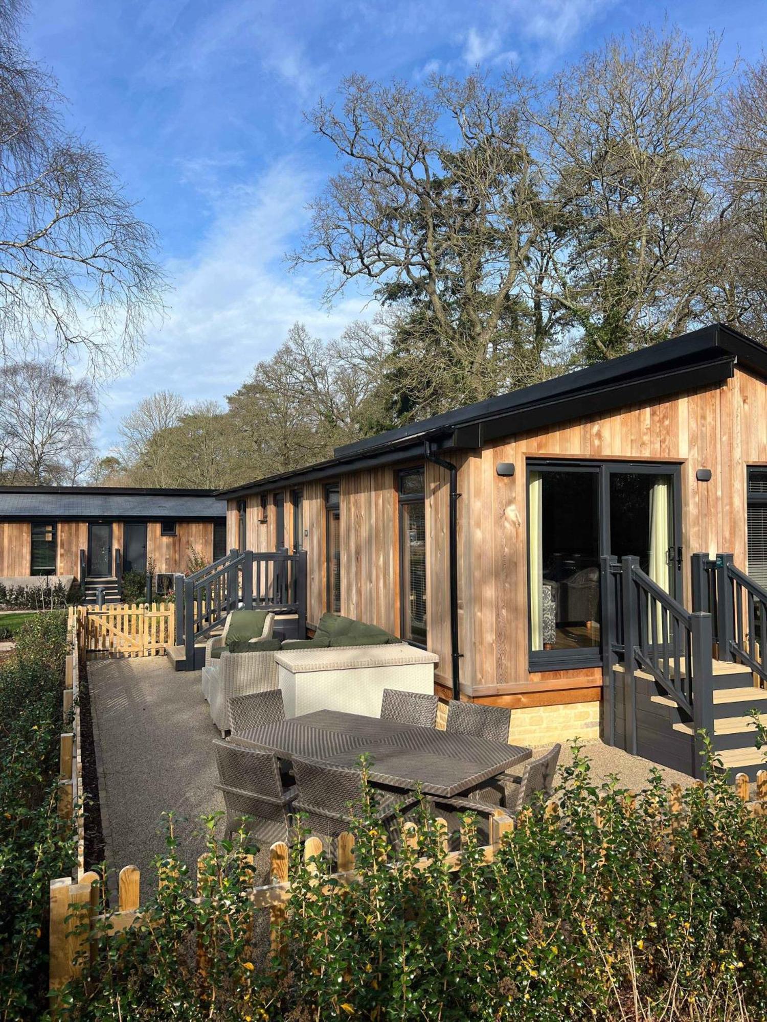 Blenheim Palace Lodge Retreat Woodstock Exterior photo