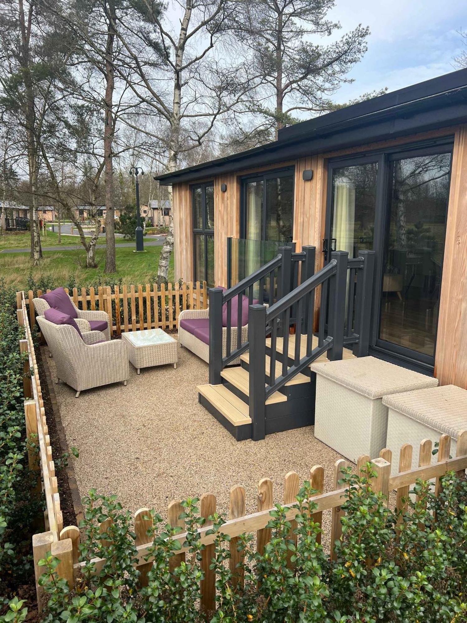 Blenheim Palace Lodge Retreat Woodstock Exterior photo