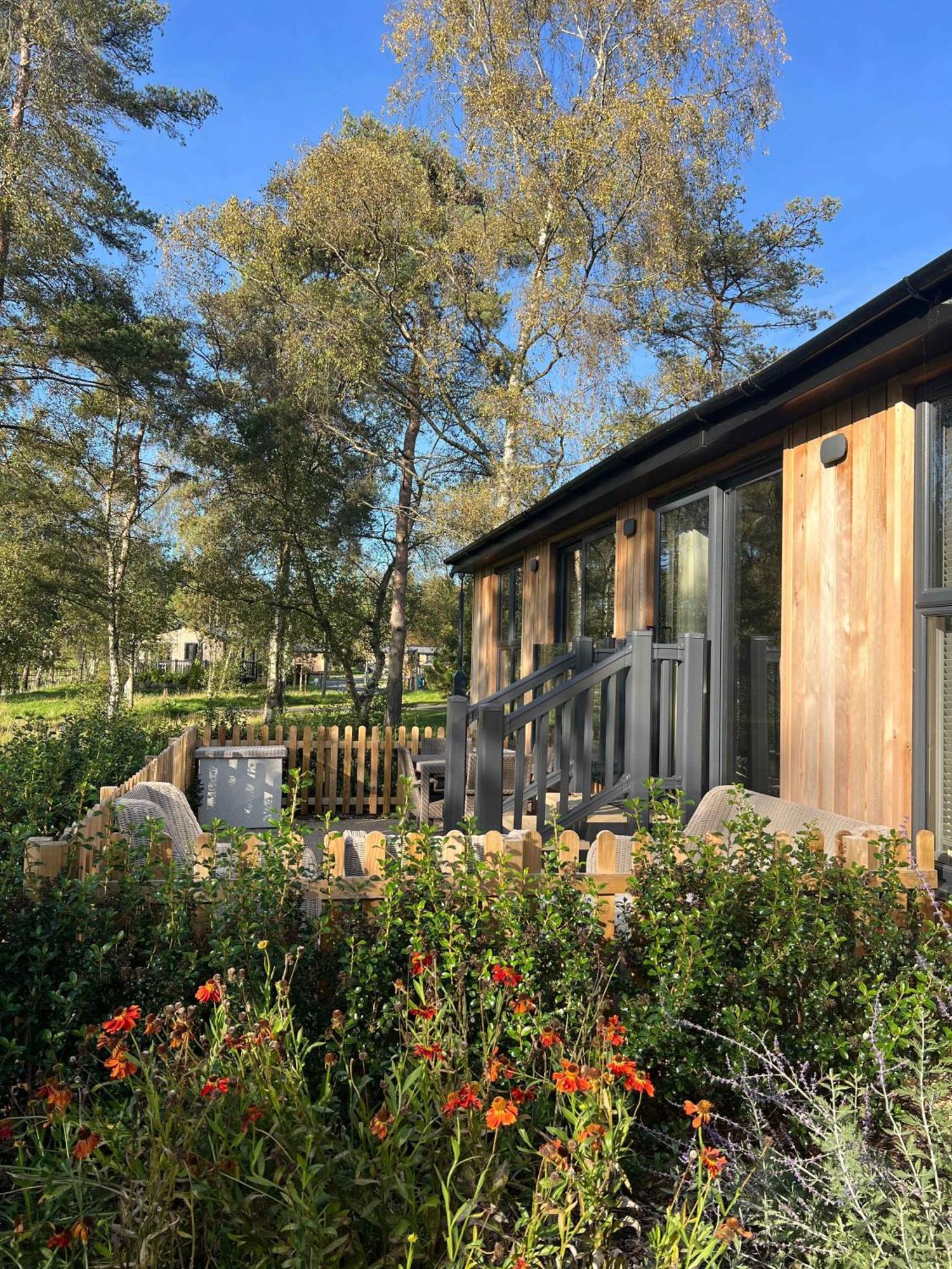 Blenheim Palace Lodge Retreat Woodstock Exterior photo