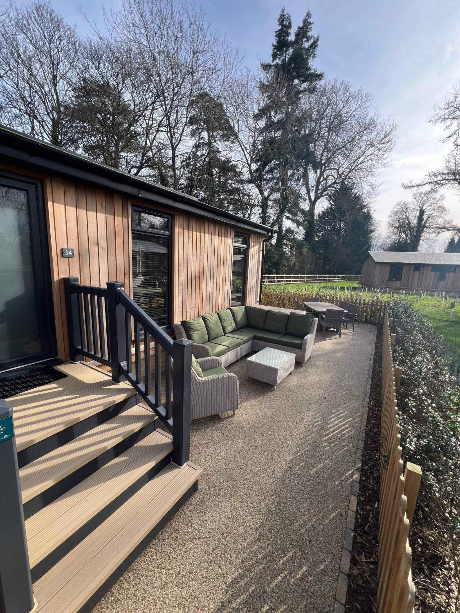 Blenheim Palace Lodge Retreat Woodstock Exterior photo