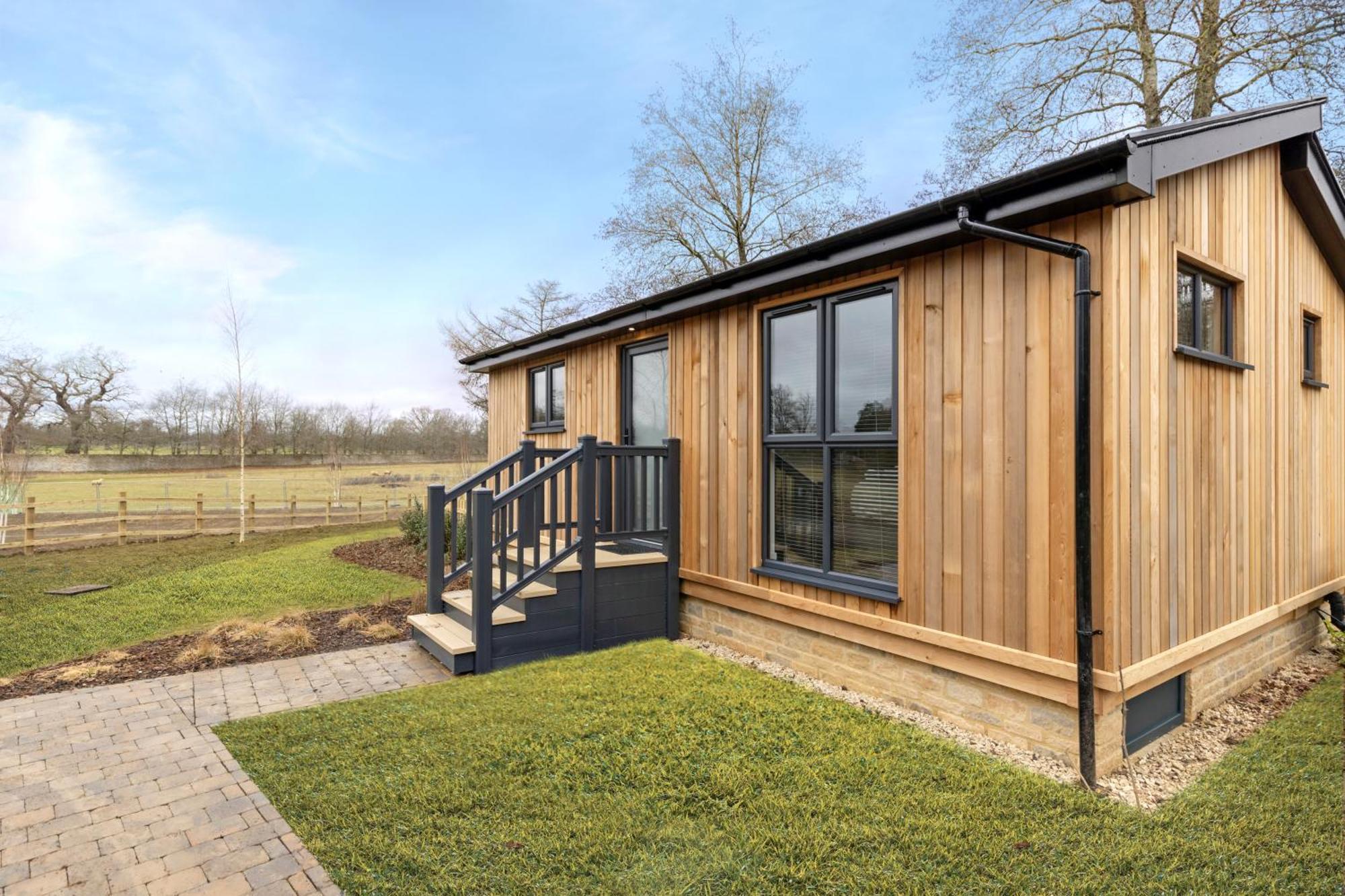 Blenheim Palace Lodge Retreat Woodstock Exterior photo